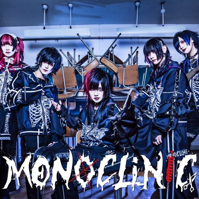 MONOCLiNiC